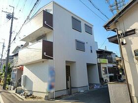 大阪府枚方市春日元町１丁目