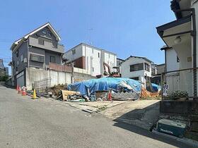 神奈川県横浜市港南区芹が谷１丁目