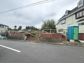 神奈川県横浜市金沢区六浦３丁目