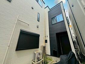 神奈川県横浜市磯子区丸山１丁目