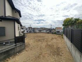 大阪府堺市西区堀上緑町１丁