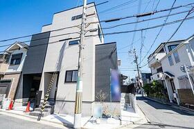 大阪府高槻市大冠町３丁目
