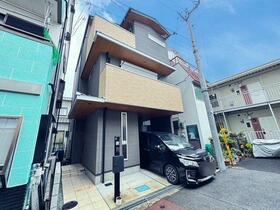 兵庫県川西市出在家町
