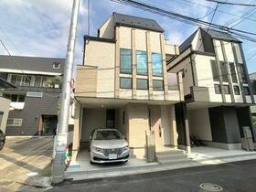 東京都世田谷区北沢１丁目