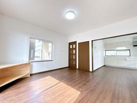 富山県下新川郡朝日町桜町