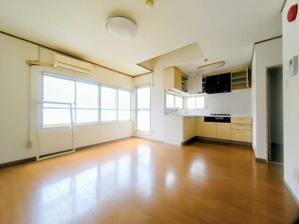 detached 東京都小平市小川西町５丁目

地図を見る