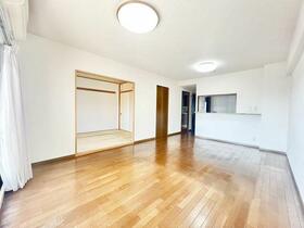 ユニハイム草津ユトリオふれあい館