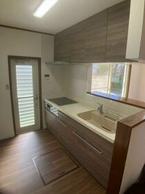 神奈川県横浜市戸塚区汲沢6丁目