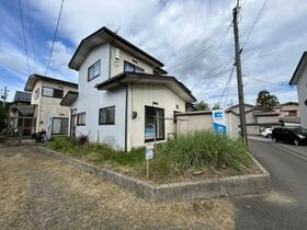 秋田県秋田市泉一ノ坪
