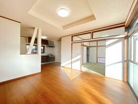 埼玉県行田市持田５丁目