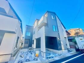 東京都足立区花畑７丁目