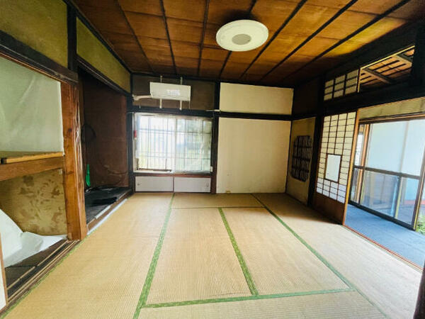 detached 東京都中野区本町６丁目

地図を見る