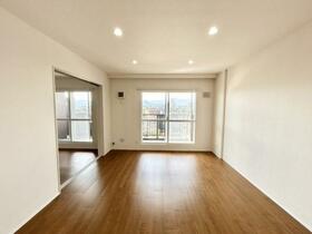 メゾンドルチェ北25条 513