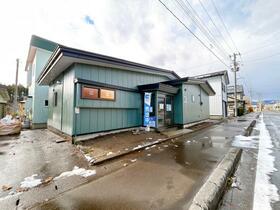 青森県上北郡七戸町字宇道坂