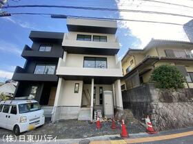 広島県安芸郡府中町鹿籠２丁目