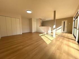 石川県小松市西軽海町２丁目