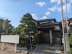 石川県金沢市窪２丁目