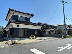 愛媛県西予市宇和町れんげ