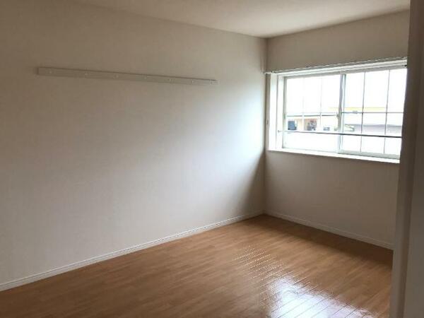 apartment 茨城県北茨城市関南町神岡上
地図を見る