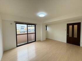 ユニーブル千種東　３０３