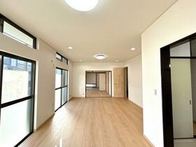 埼玉県比企郡小川町東小川３丁目