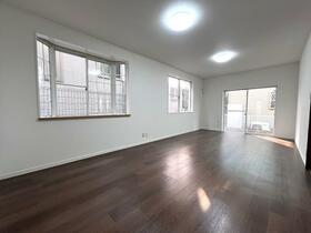 埼玉県さいたま市緑区大字三室