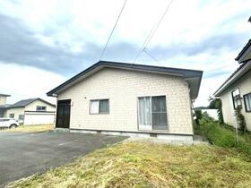 秋田県山本郡三種町鹿渡字中沢新田