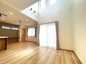 愛知県豊川市花井町