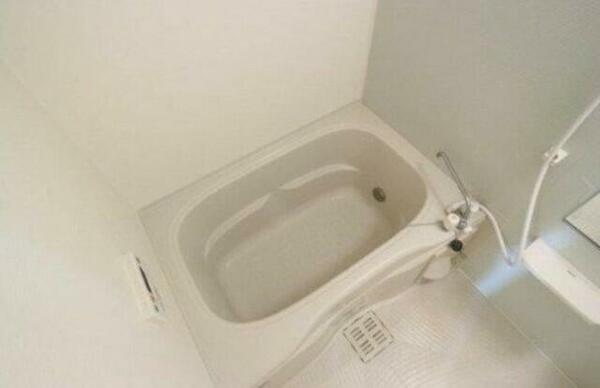 apartment 埼玉県北葛飾郡松伏町松葉１丁目
地図を見る