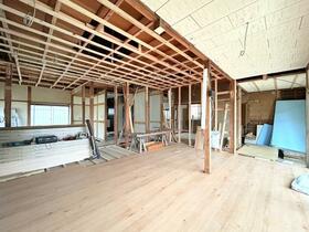 愛媛県伊予郡松前町大字筒井