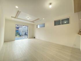 愛知県豊田市小坂町１３丁目