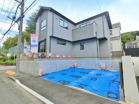 東京都町田市鶴川6丁目