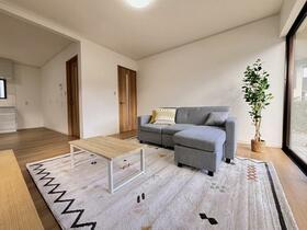 三重県四日市市桜新町１丁目