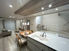 愛知県岡崎市上地６丁目