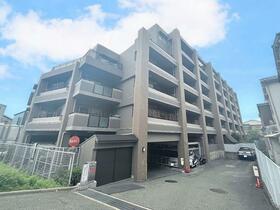 宝塚南雲雀丘ガーデンハウス　３０２