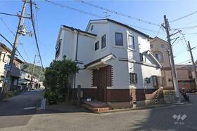 兵庫県川西市出在家町