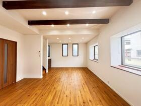 三重県津市高茶屋４丁目