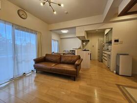 ア・ラヴリ西神南