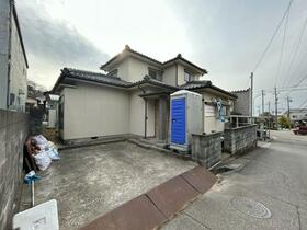 石川県金沢市高尾１丁目