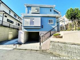 神奈川県横浜市泉区白百合３丁目