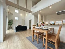 愛知県豊川市伊奈町慶応