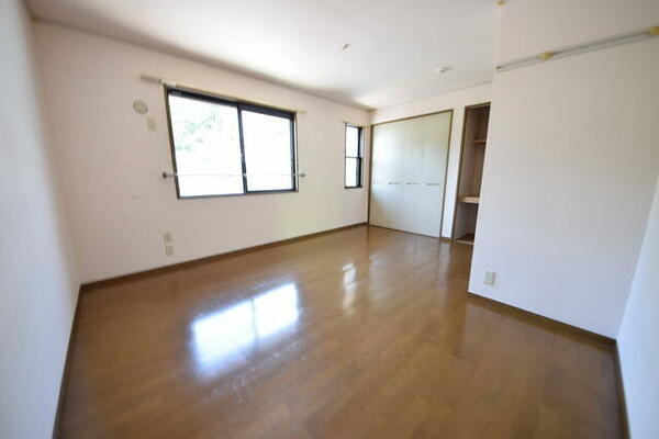 detached 東京都八王子市南大沢２丁目

地図を見る