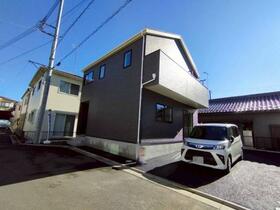 神奈川県愛甲郡愛川町中津