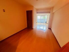 皐月マンシヨン博多　５１０