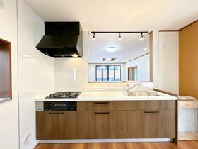 茨城県龍ケ崎市久保台３丁目