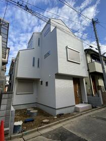 千葉県市川市宮久保１丁目