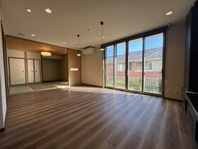 大阪府池田市伏尾台３丁目