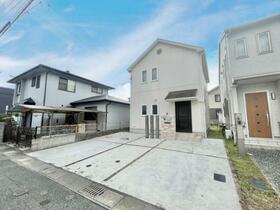 福岡県福岡市早良区原８丁目