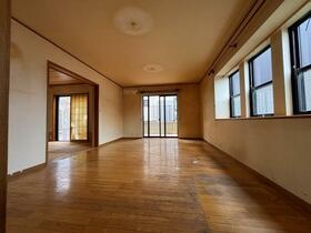 神奈川県川崎市多摩区栗谷２丁目