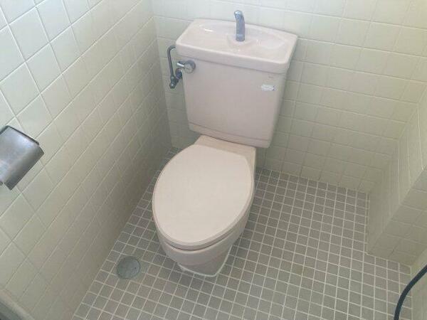 画像10:トイレ